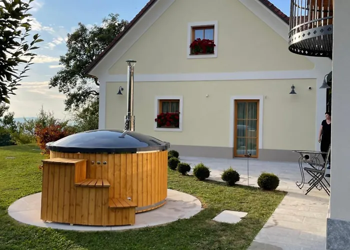 Sweet Retreat 度假居 *